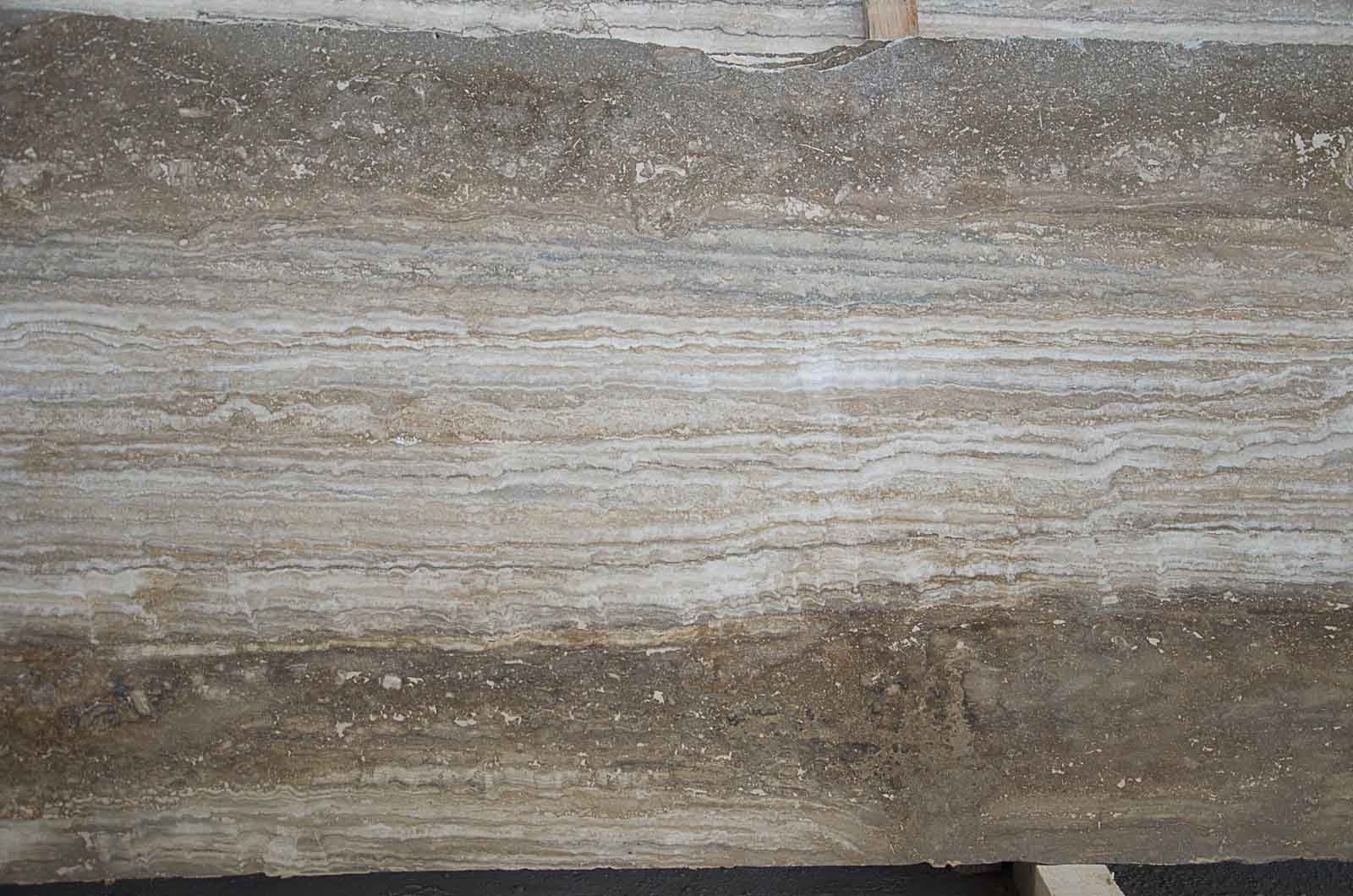 VEINCUT TRAVERTINE