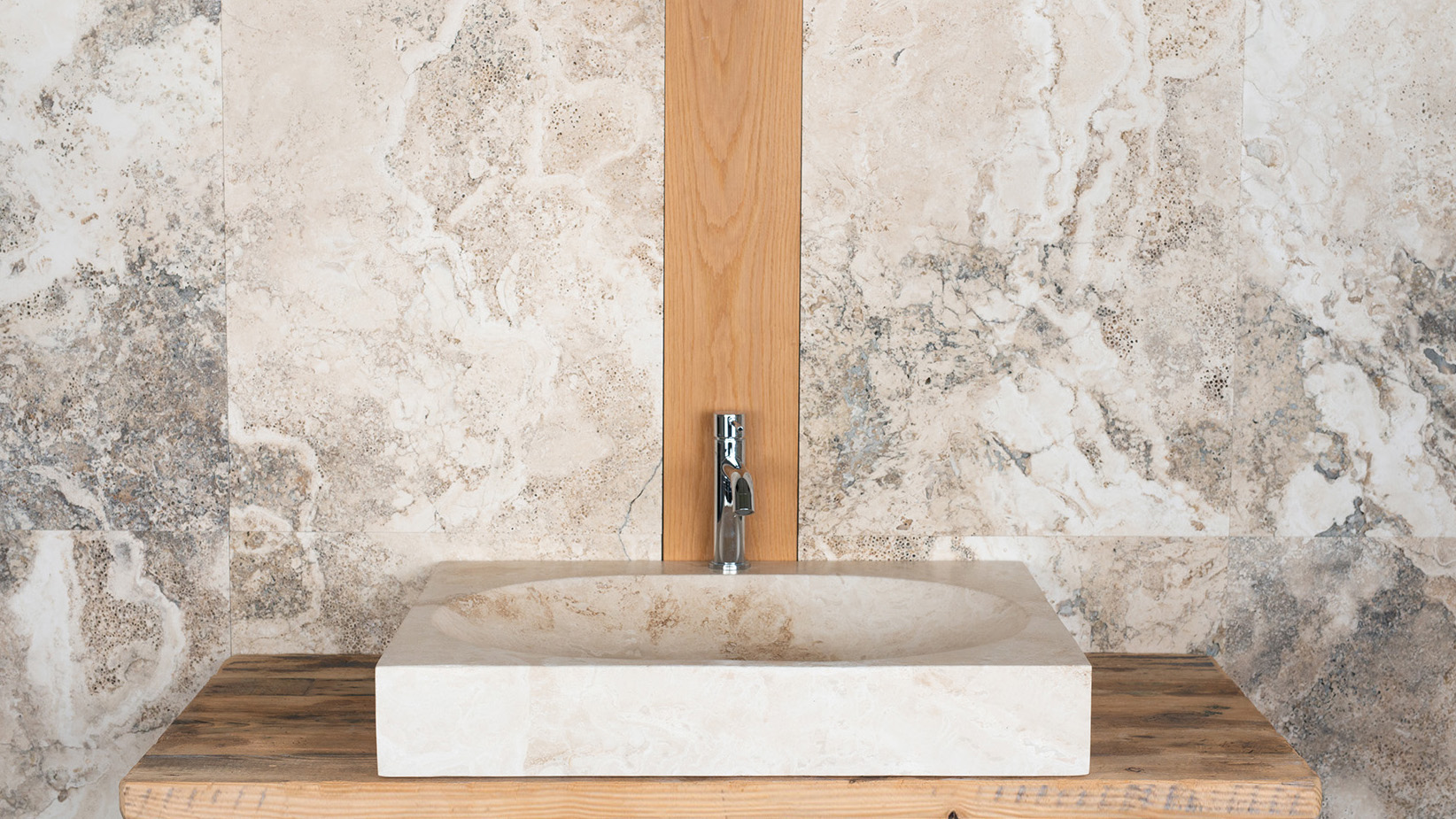 Rectangular travertine washbasin “Akei”