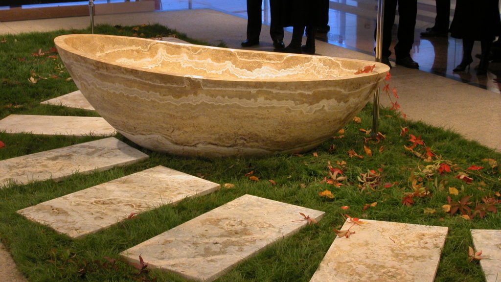 Travertine bathtub "Culla"