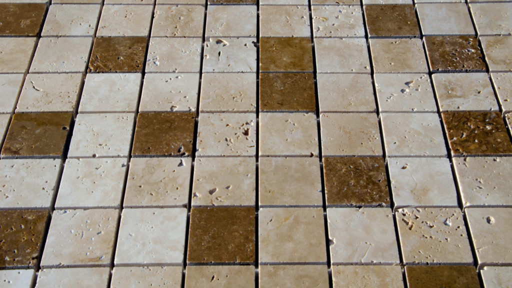 Mosaik aus Travertin „5,0x5,0 Tuscany Mix“ geschliffen
