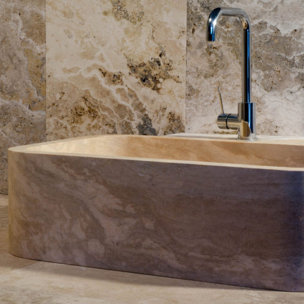 Travertine washbasin "Farm"