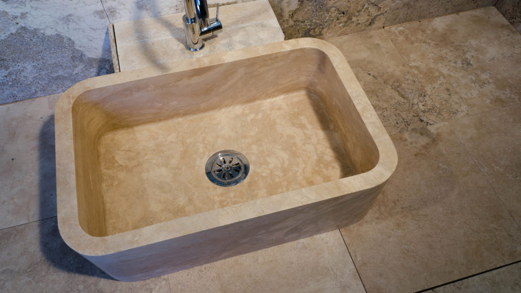 Travertine washbasin "Farm"