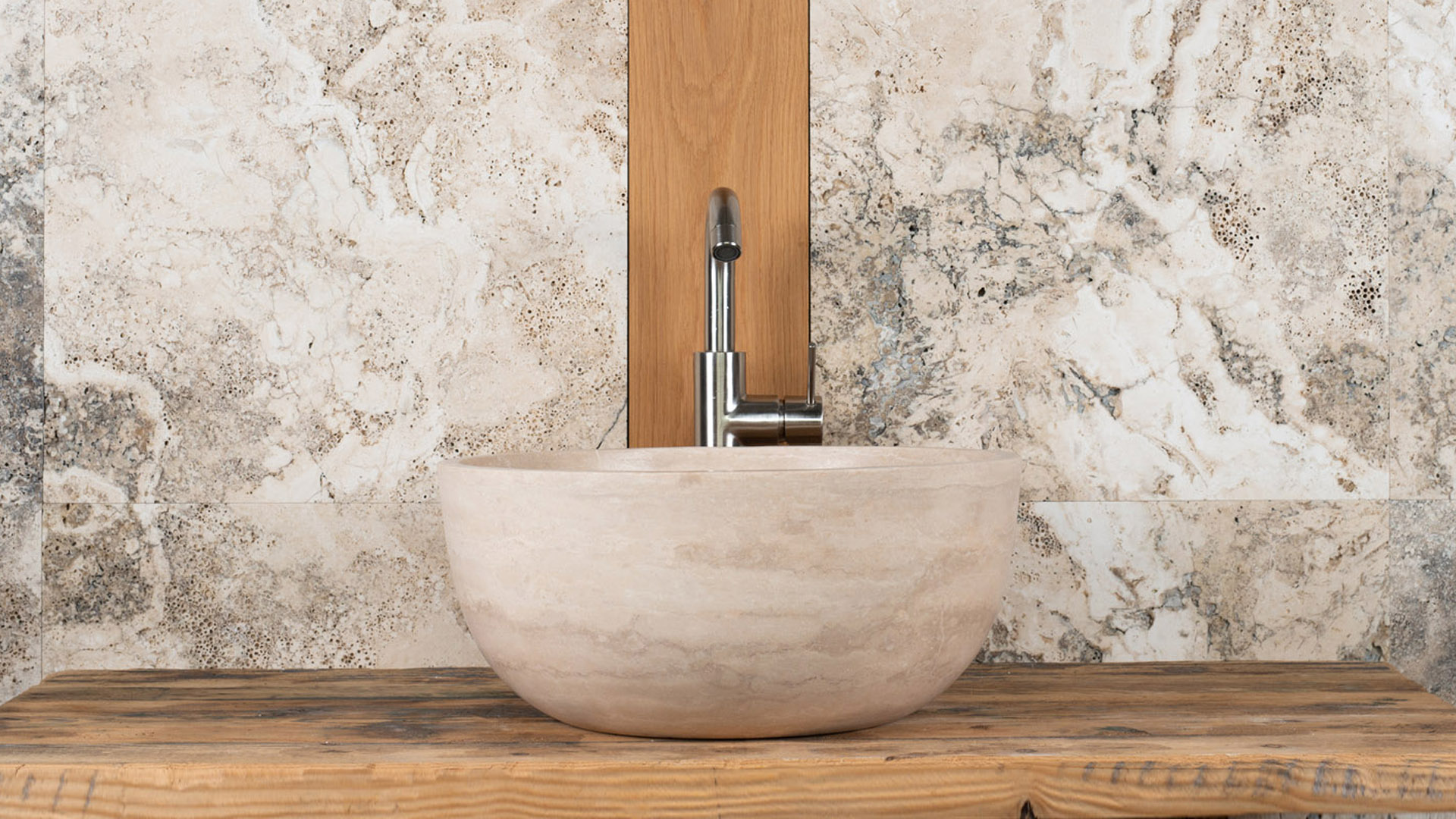 Thin-edged travertine washbasin “Fiano Slim”