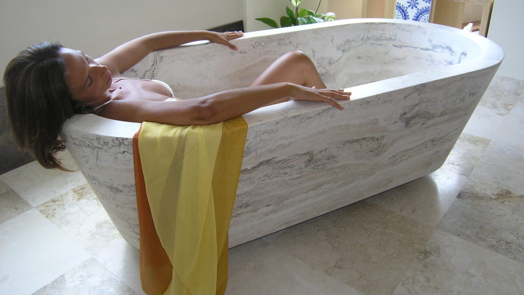 Travertine bathtub “Paris”