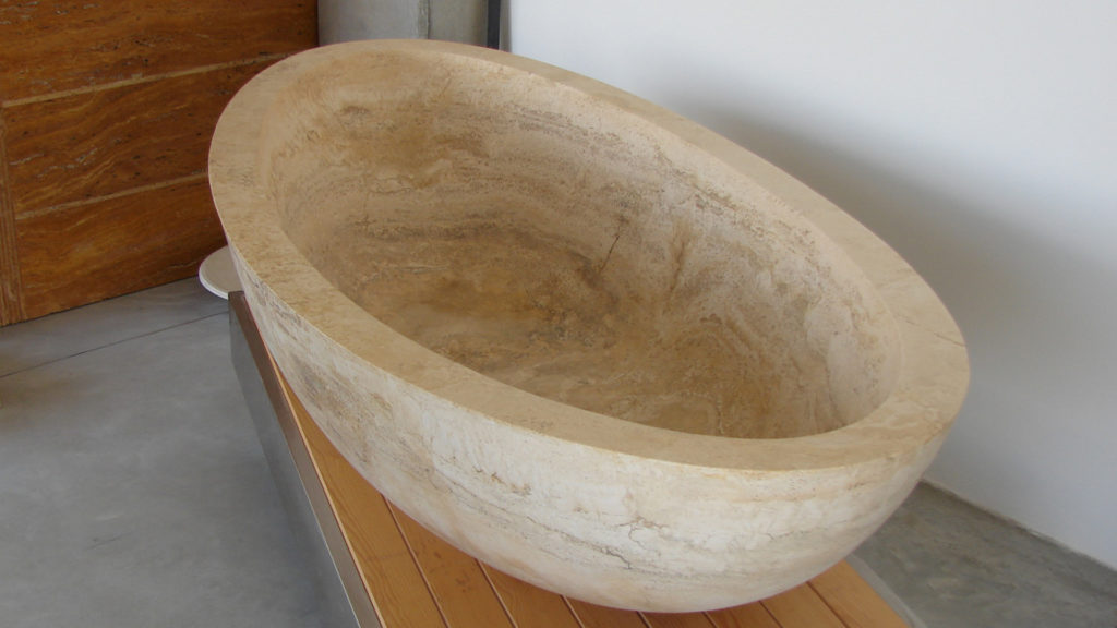 Travertine bathtub "Ovale"