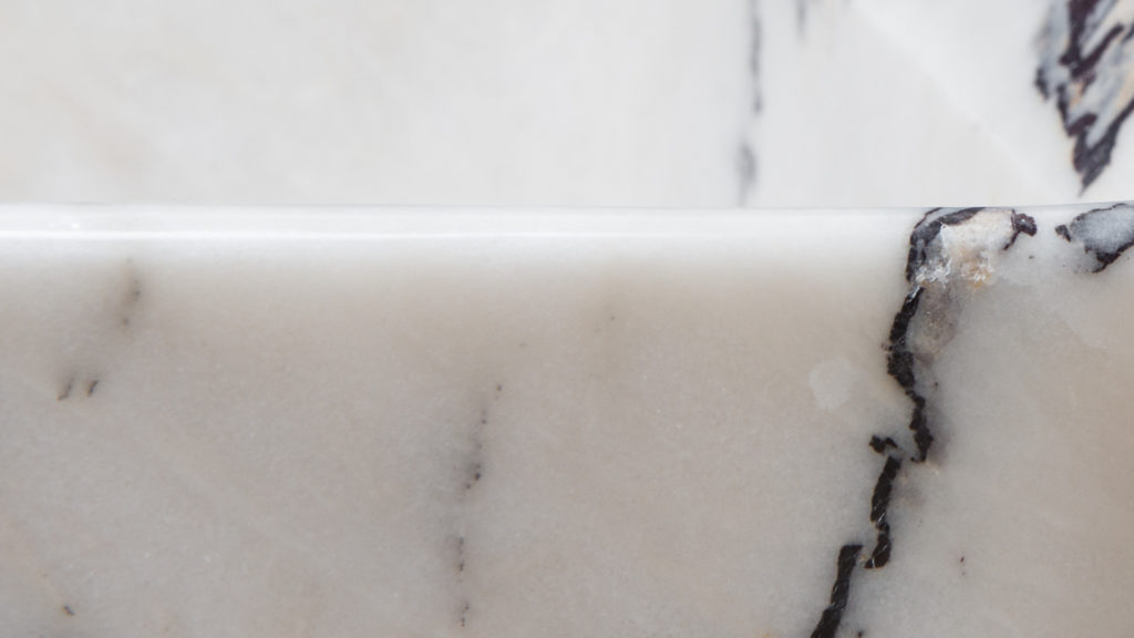 Lavabo quadrato in marmo "Square Lilac"