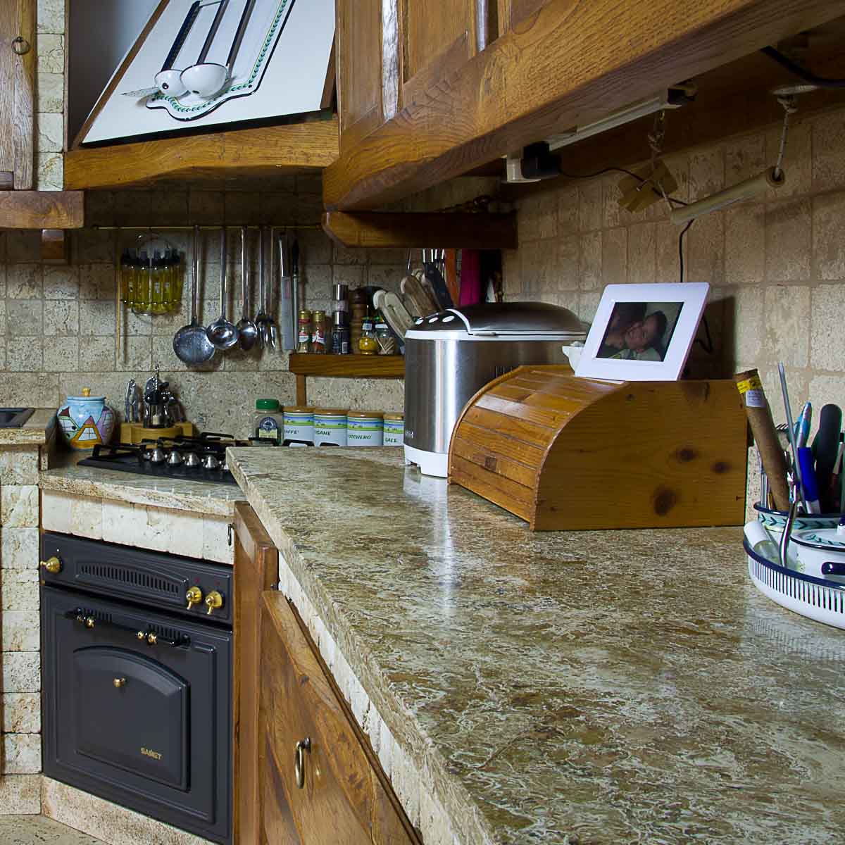 Piano in pietra da cucina in travertino