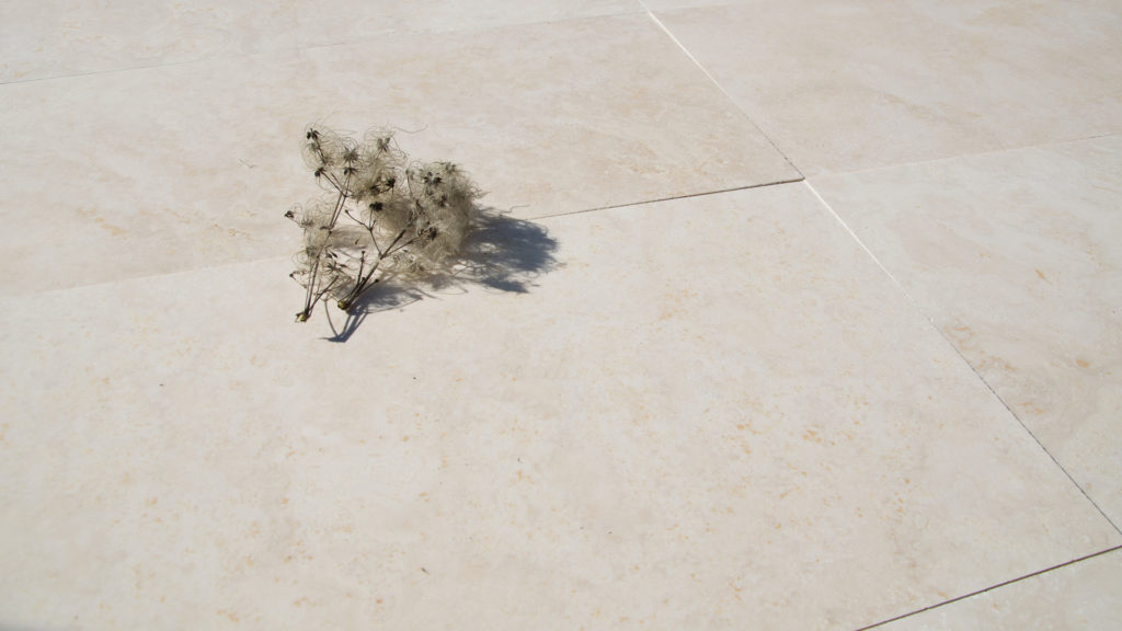 Cross-cut travertine "Nuvolato"