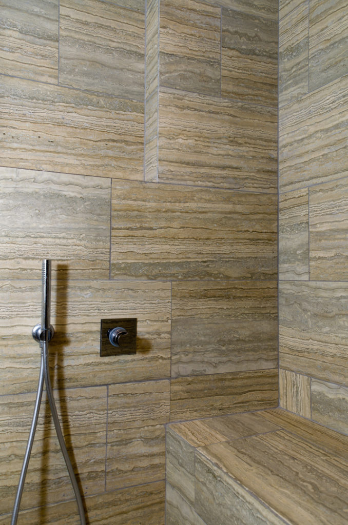Vein-cut travertine "Zebra Silver Grey"