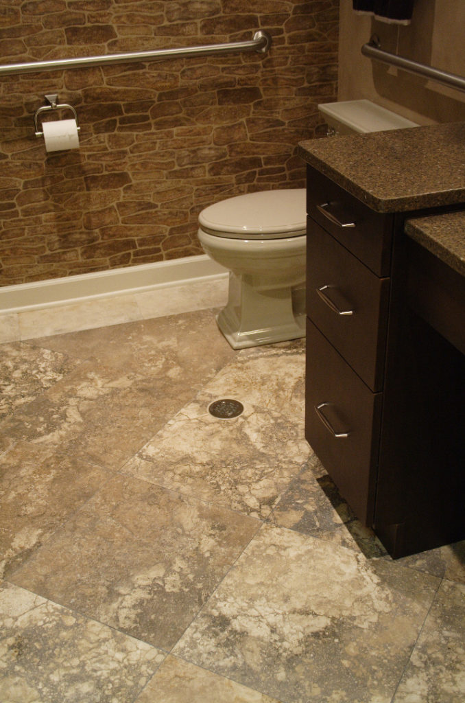 Cross-cut travertine "Venato Scuro"