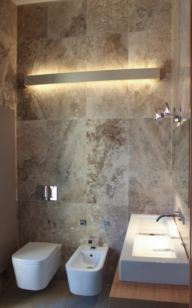 Cross-cut travertine "Terra Chiara"