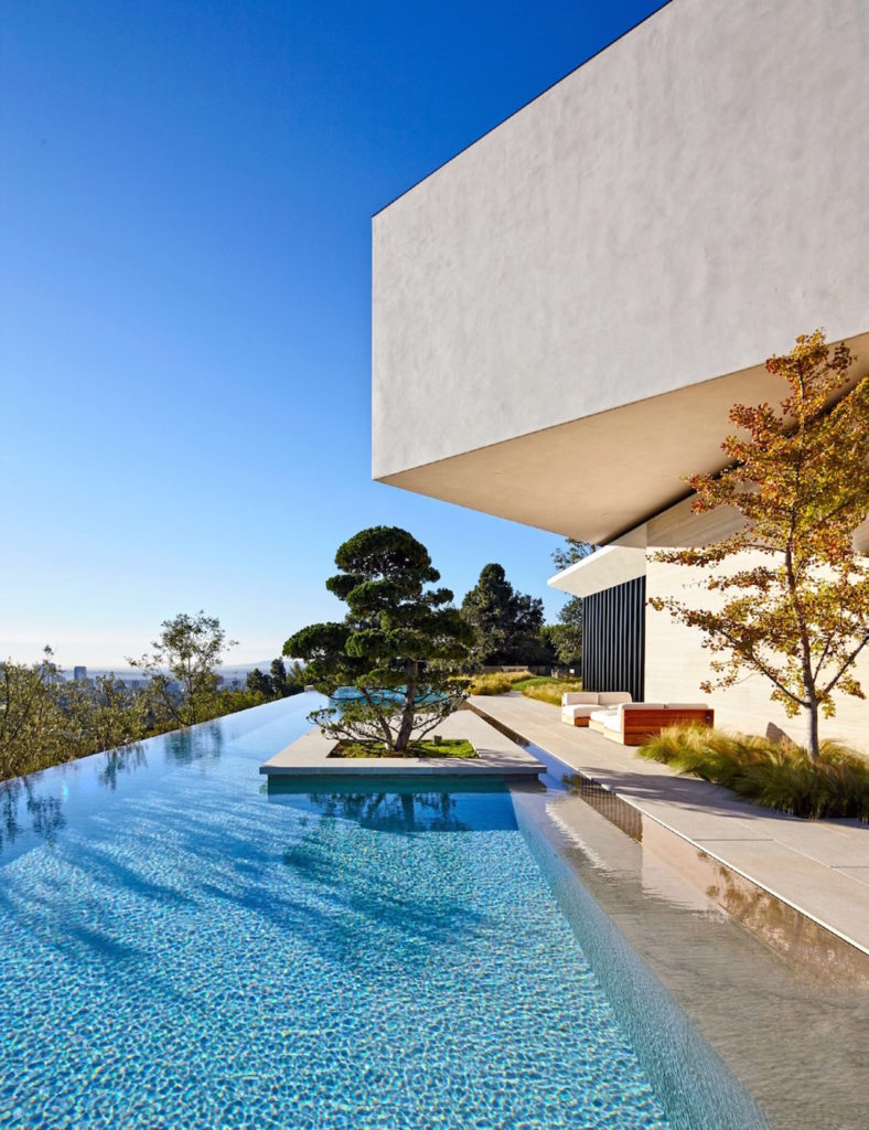 Particolare piscina - Villa a Bel Air di Michael Bay