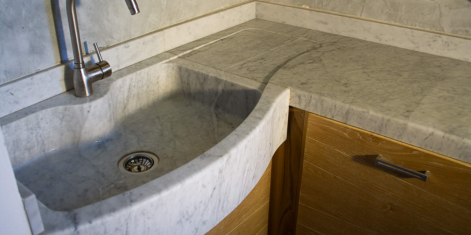 Cucina in marmo Bianco di Carrara