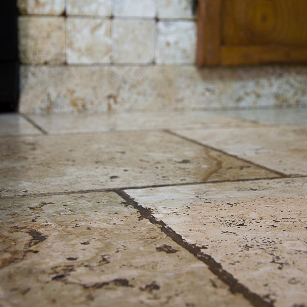 Floors and stone coverings