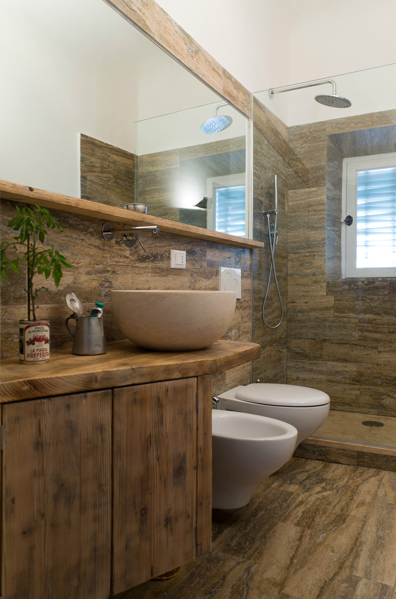 Rivestimenti in travertino per bagno pietre di rapolano Rivestimento bagno in pietra