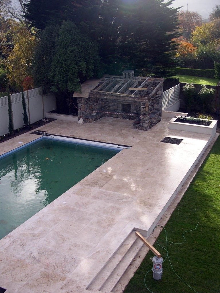 Rivestimento piscina in travertino Becagli Chiaro (PDR006)