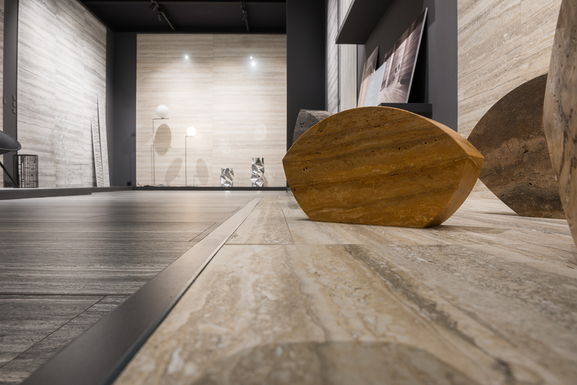 cersaie 2016 installazione leaves ceramica sant agostino tipos travertino