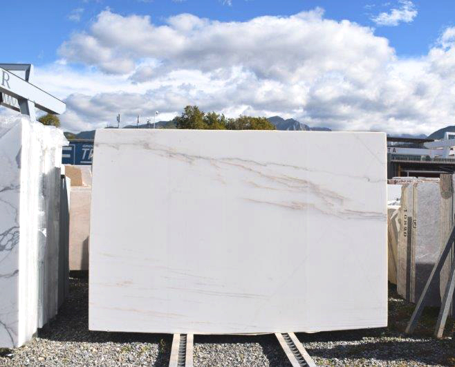 sopralluogo ispezione marmo di carrara scelta materiale architettura