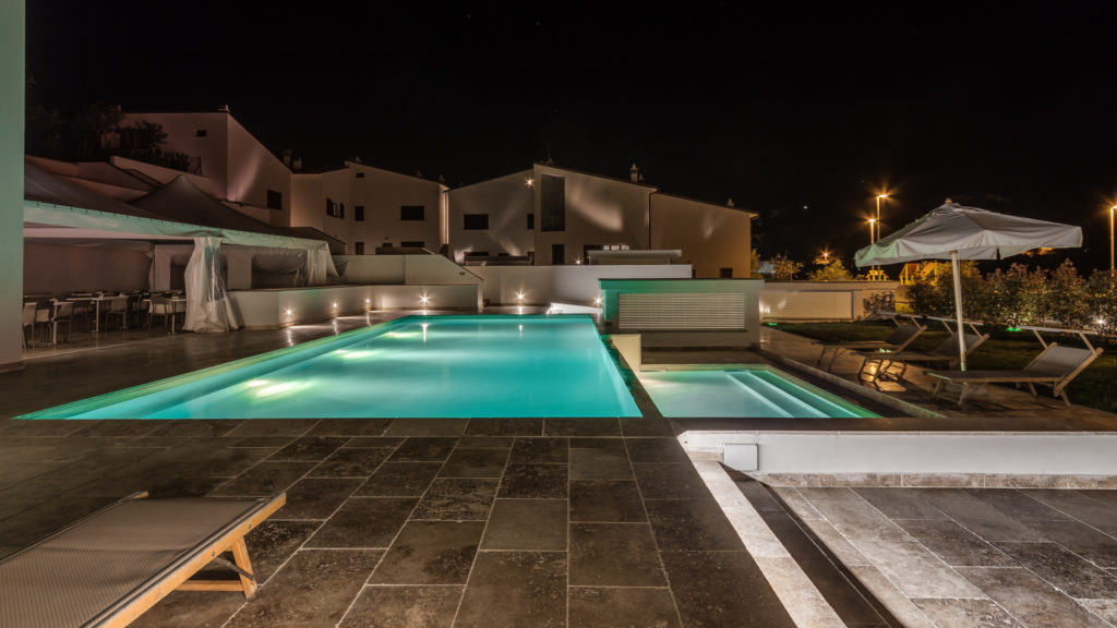 Pavimentazioni piscine travertino pietre di rapolano