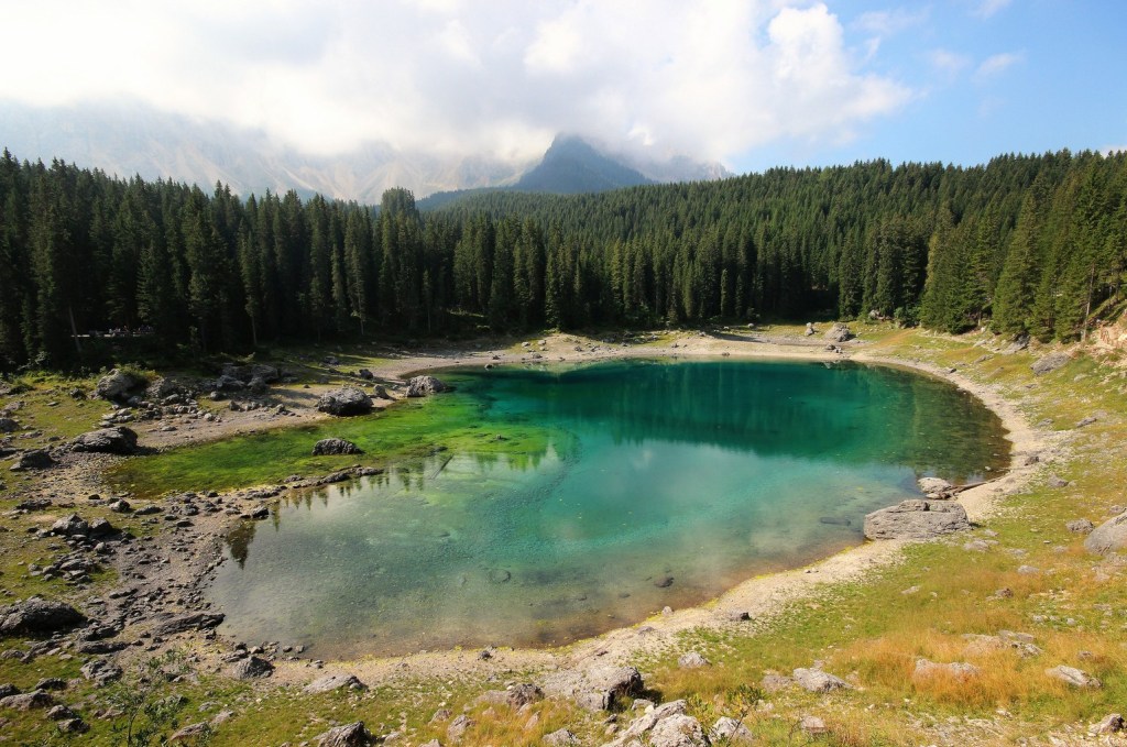 Lago di montagna