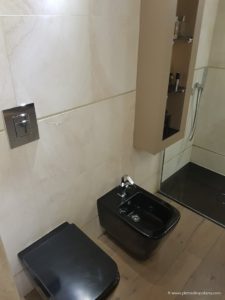 bagno in travertino