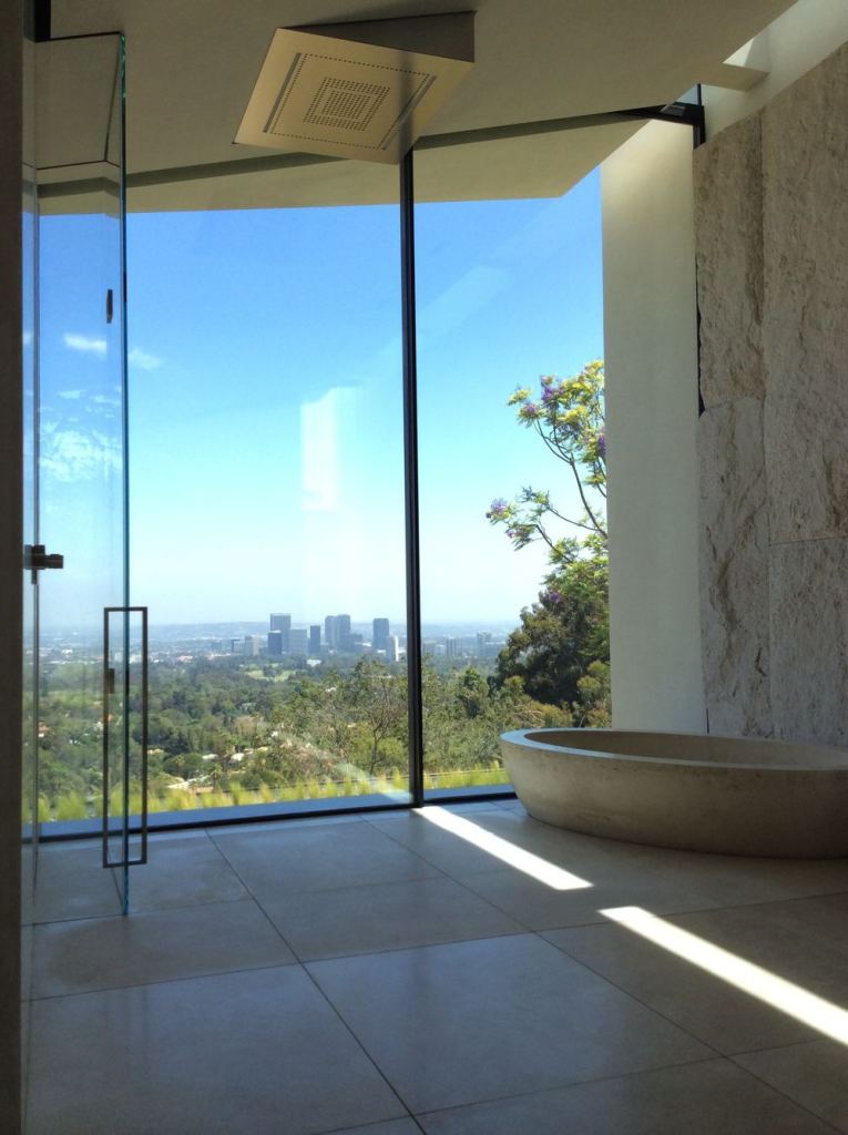 bagno in travertino Los angeles