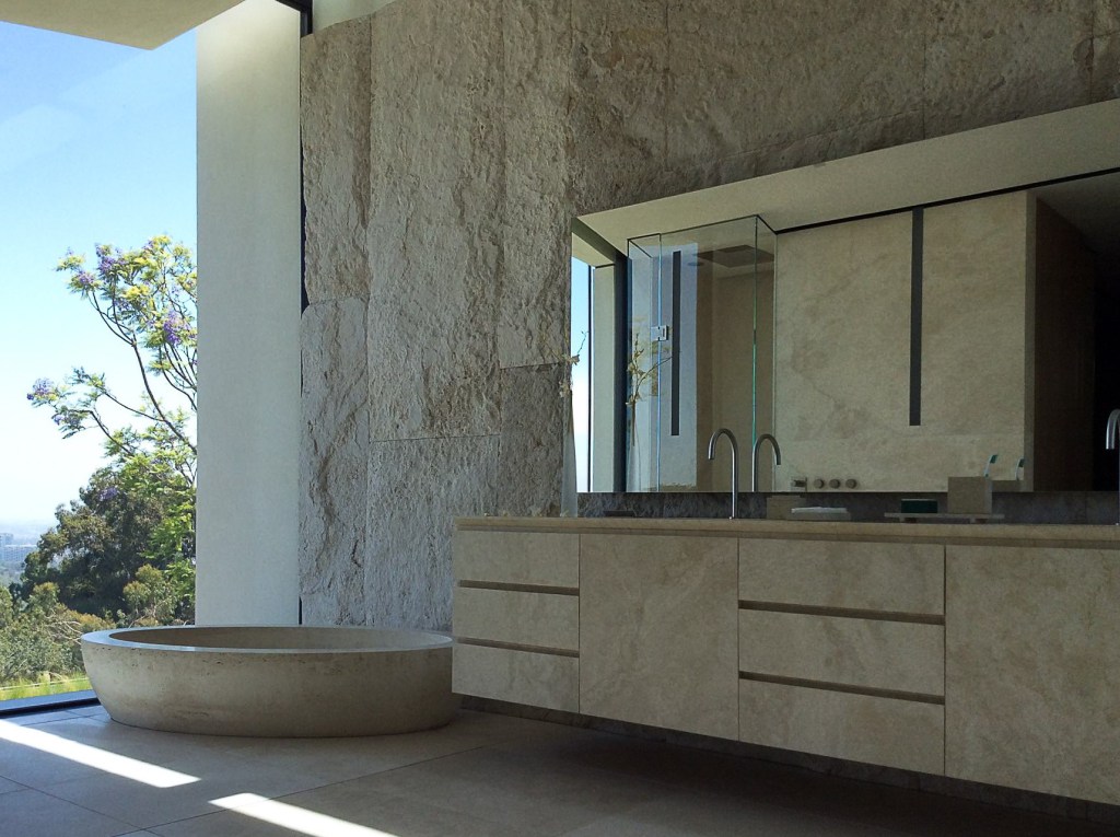 Lorraine letendre bagno bathroom travertine los angeles villa