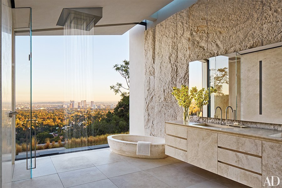 Michael bay los angeles villa suite bathroom bagno travertine pietra di rapolano