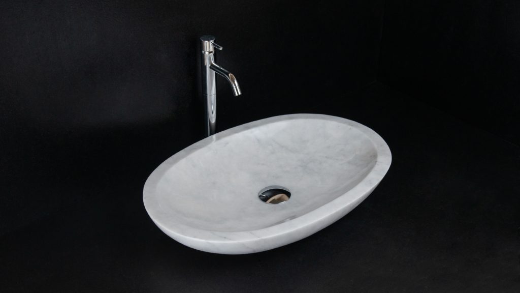 Ovales Waschbecken aus Travertin „Smooth Carrara T“