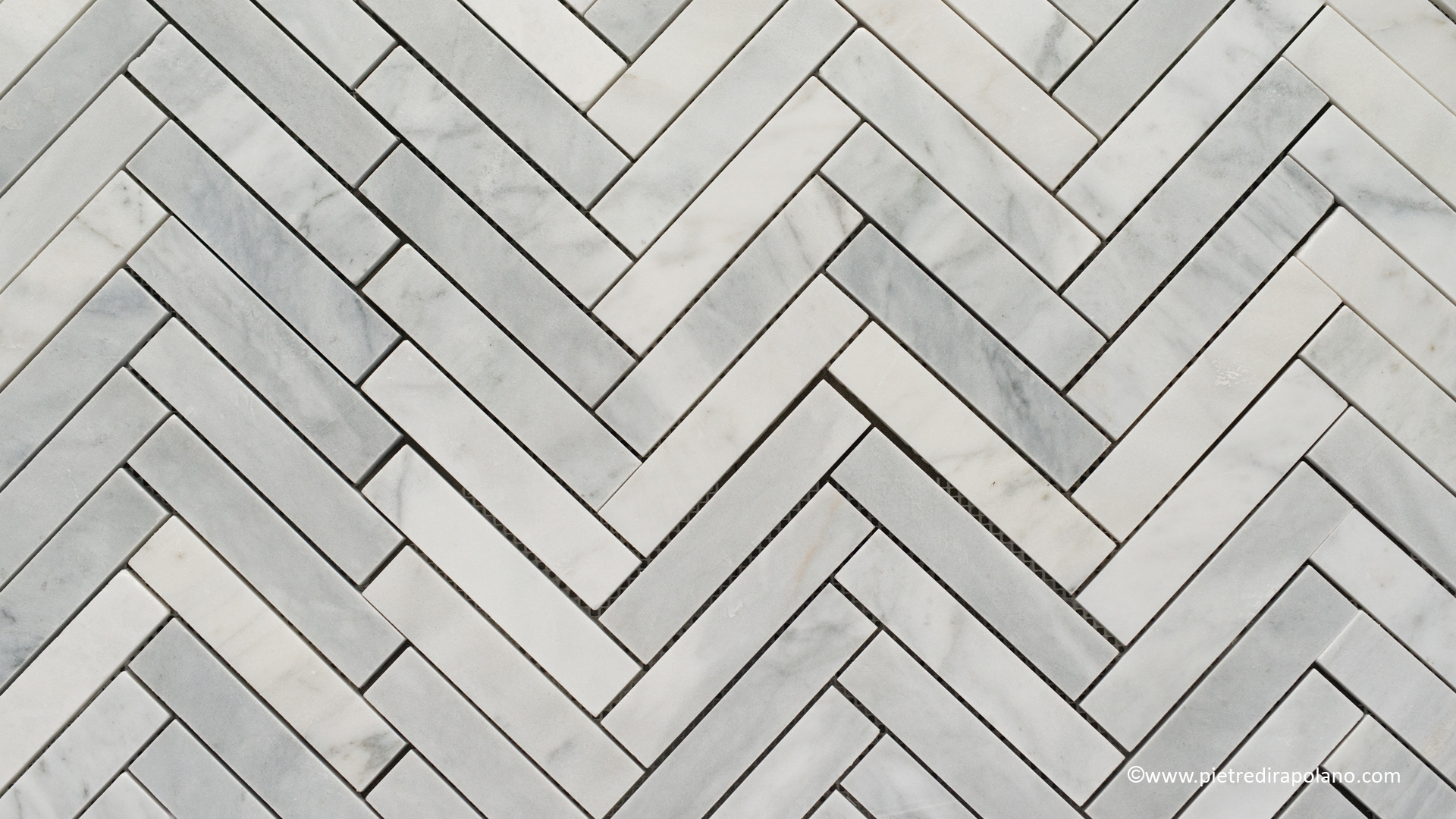 Mosaico in marmo bianco  “Spina Piccola ” Lucido