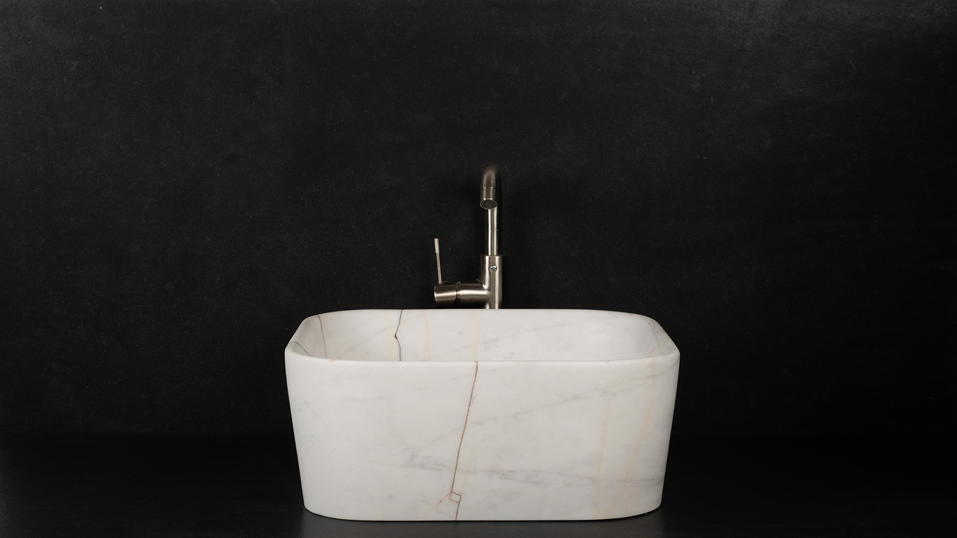 Lavabo grande quadrato in marmo Bianco Alba “Square”