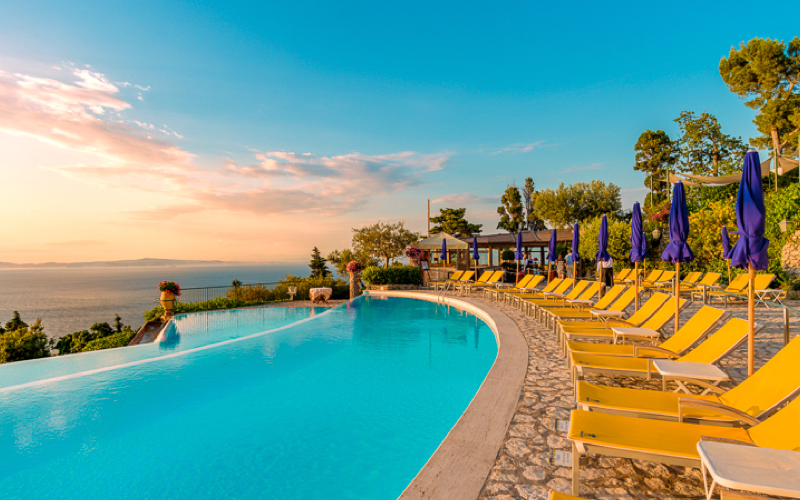 Hotel caesar capri piscina a sfioro