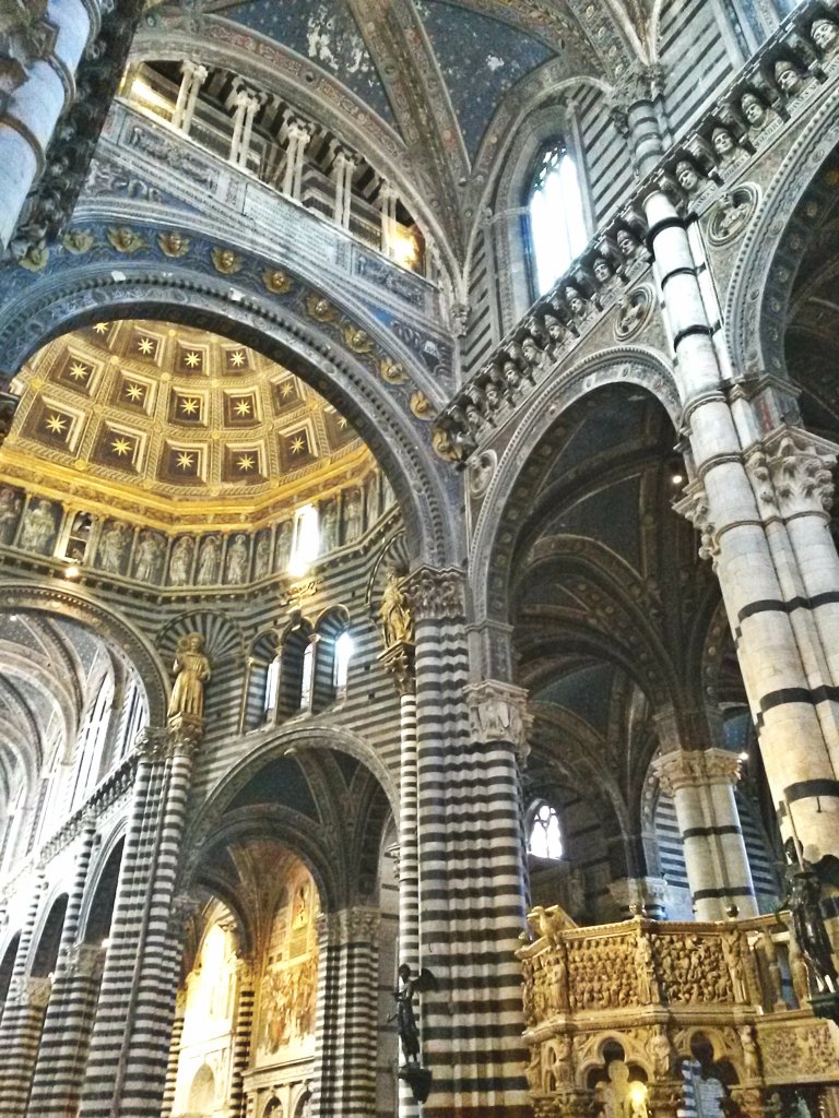 Pietre di rapolano duomo siena dome church marble cattedrale interno navata chiesa romanico