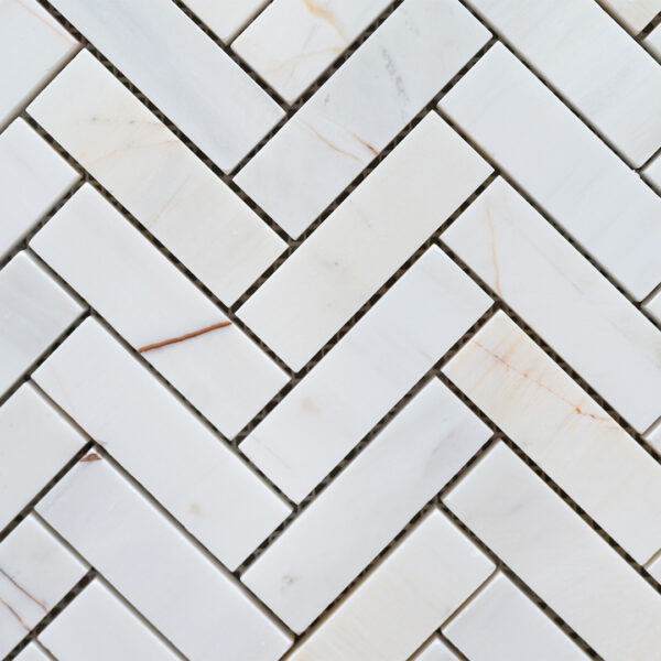 Mosaic in "Bianco Alba" marble “Spina Piccola ” Honed
