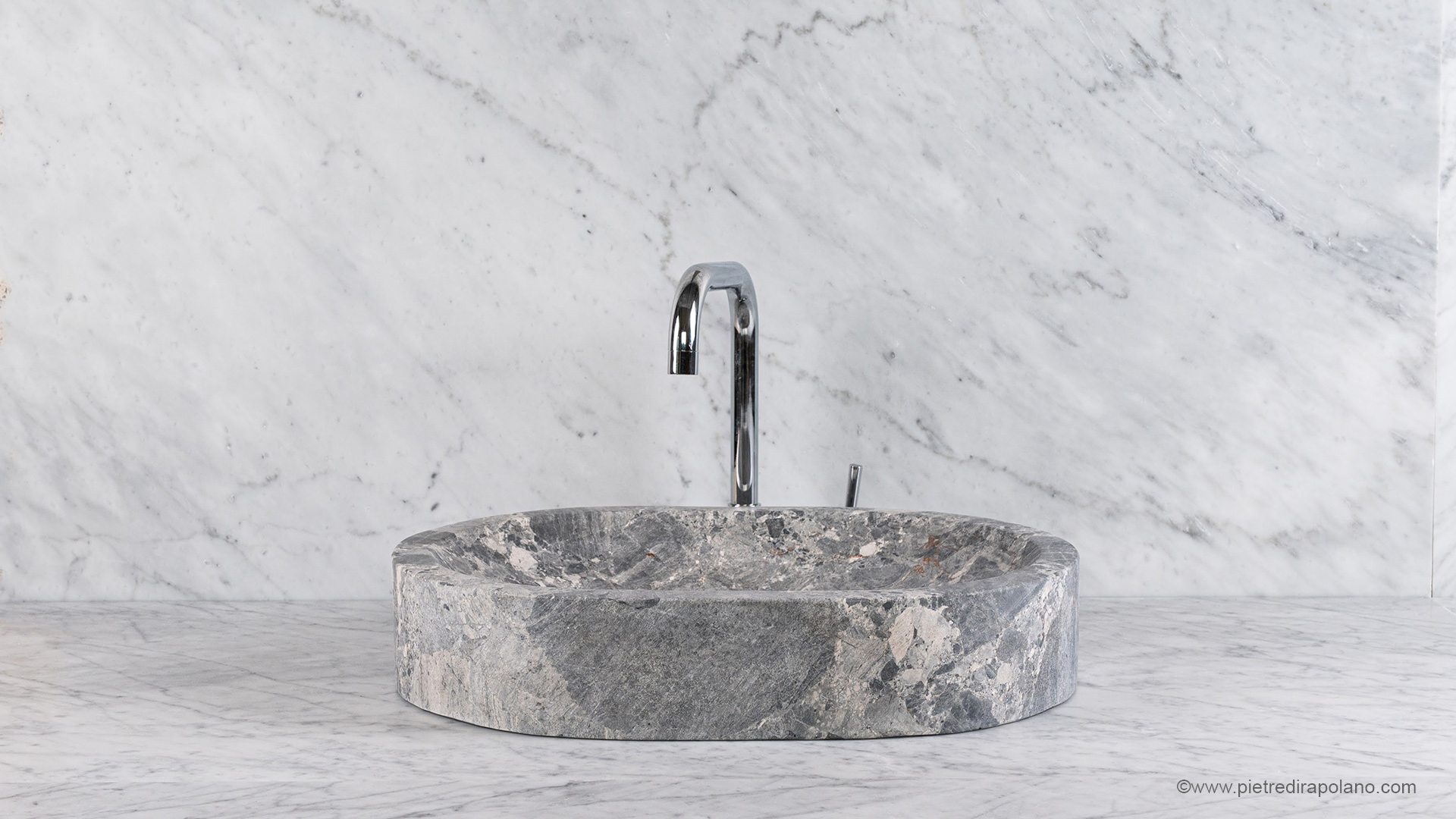 Oval Ceppo d’Oriente washbasin “Soap”