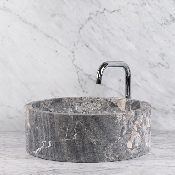 Ceppo d'oriente washbasin “Tonda”