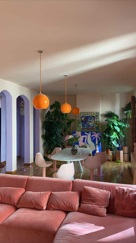 Peach Fuzz interior design colore