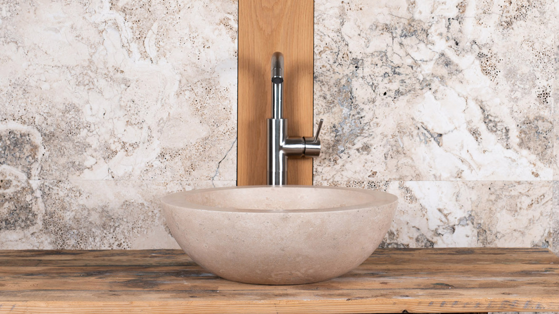Lavabo rotondo in travertino &ldquo;Bordo&rdquo;