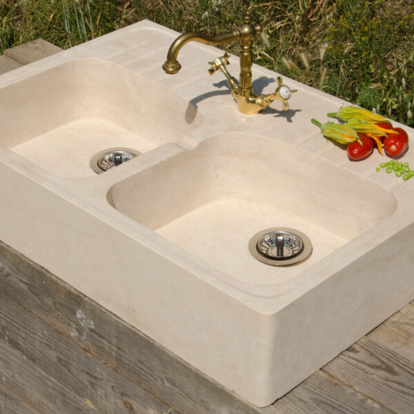 Lavello in travertino “Acquaio doppio”