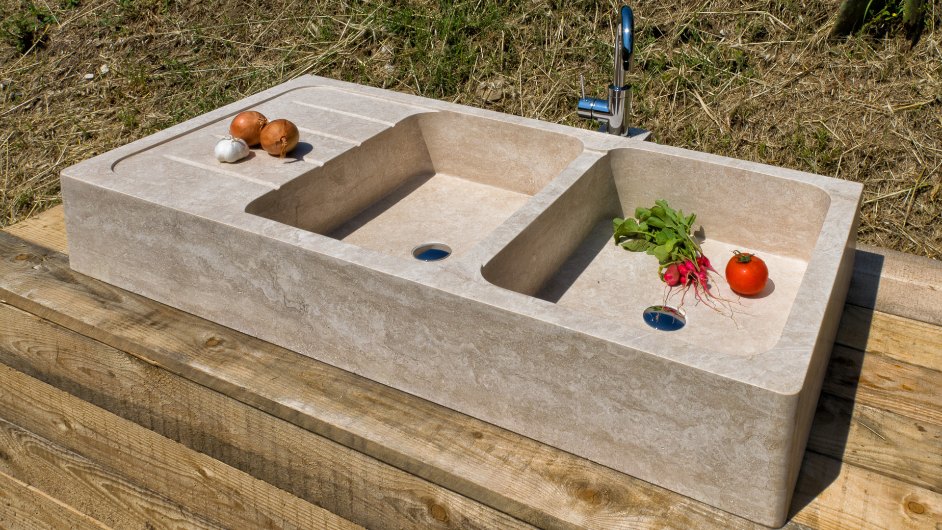 Travertine Sink &ldquo;Country&rdquo;