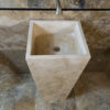 Lavabo per installazione a pavimento modello Piramide