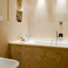 Rivestimento Bagno in Travertino chiaro