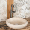Kleines Waschbecken aus Travertin Essential CH Ambiente