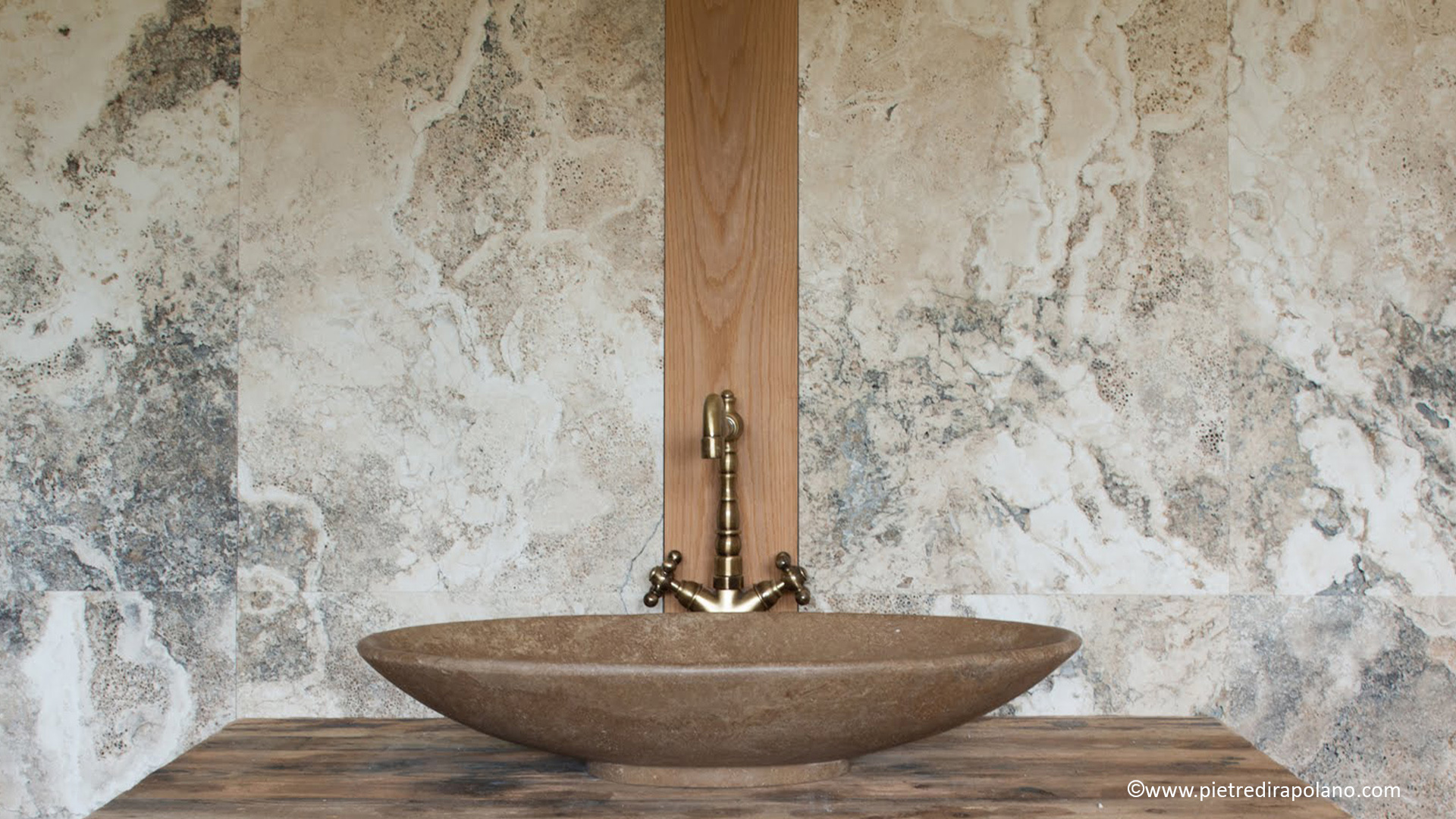 Lavabo ovale, in travertino noce &ldquo;Elipse SC&rdquo;