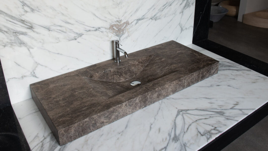 Lavandino da parete countertop tr em in marmo emprador