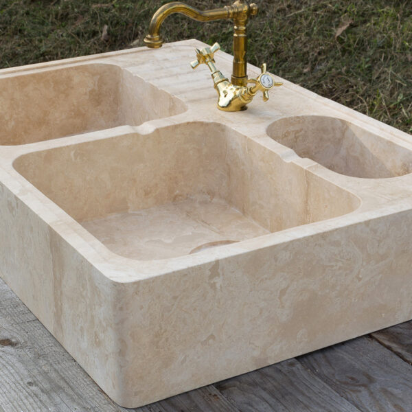 Lavello in travertino “Acquaio Triplo”