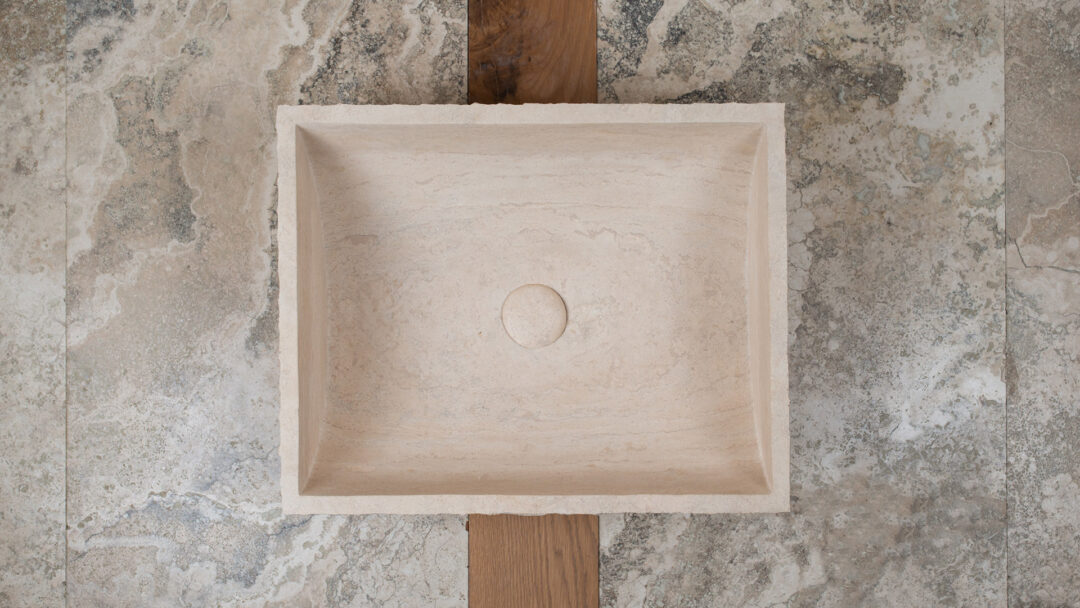 Mustang design sink