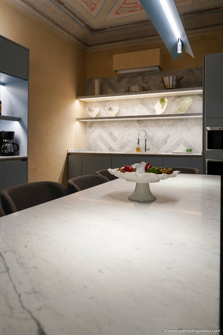 PDR Carrara x ()