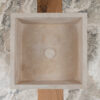 Lavabo a colonna in travertino Piramide