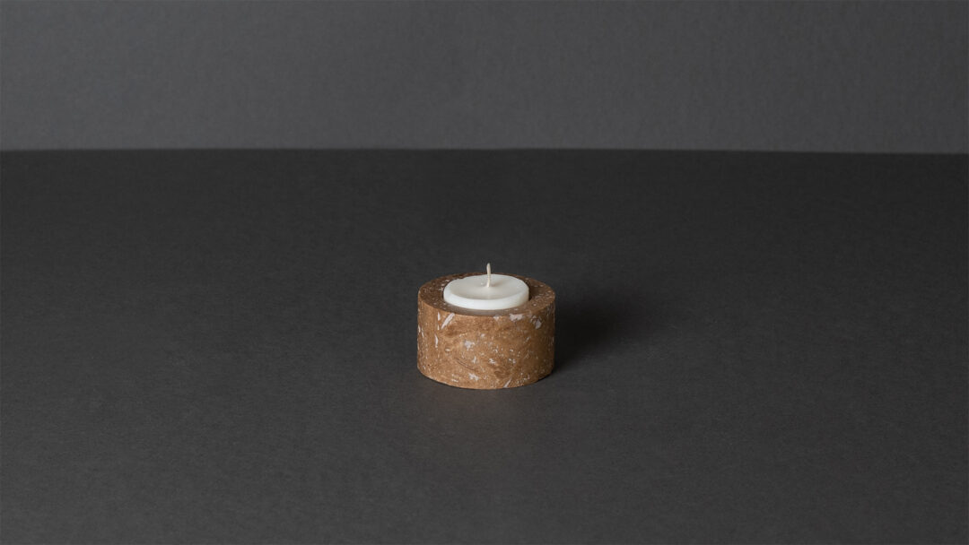 Candle holder walnut front x